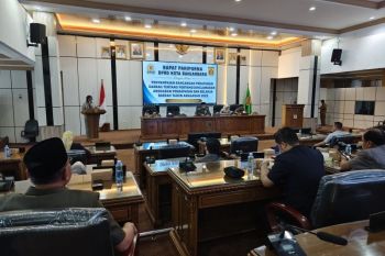 Wali Kota Lisa sampaikan Raperda Pertanggungjawaban Pelaksanaan APBD 2025 ke DPRD