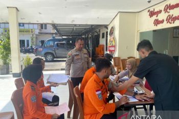 Polresta Sorong gelar donor darah dan CKG sambut HUT Bhayangkara