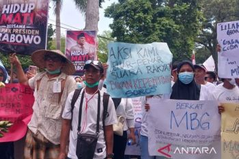 Ribuan massa di NTB aksi damai mendukung kelanjutan MBG