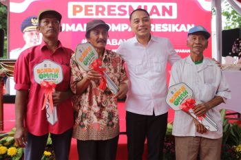 Pemkot Surabaya raih penghargaan RTLH tertinggi