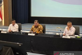 Govt to provide vocational training for 50,000 laid-off workers