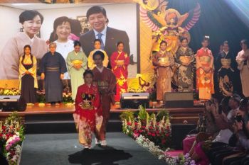 Ada kolaborasi Kimono dan Endek Bali dalam gelaran PKB 2026