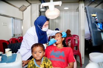 KAI Divre IV Tanjungkarang beri layanan kesehatan gratis bagi warga Panjang
