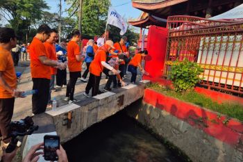 Phapros tebar "eco enzym" untuk keberlanjutan lingkungan