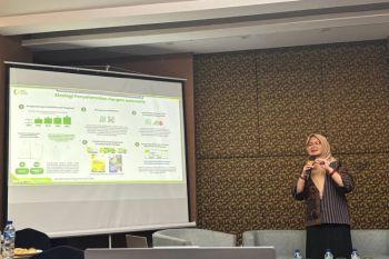 Indonesia urges retailers to boost food rescue efforts