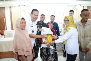 Pariaman terima 198 ton beras bantuan pangan untuk 9.938 KPM