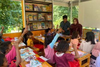 Polsek-Mantikulore bangun rumah baca tingkatkan minat belajar anak