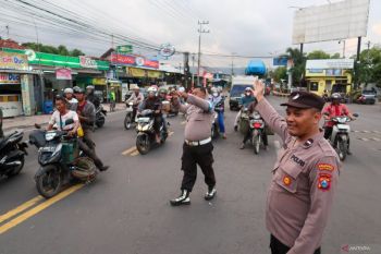 Rekayasa lalu lintas untuk mengurai kemacetan di Pelabuhan Ketapang