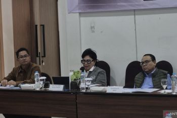 Komisi VII DPR kaji penguatan regulasi soal mikroplastik dan galon isi ulang