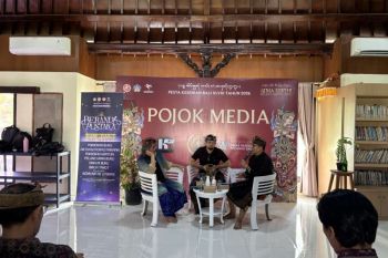Tokoh seni ajak generasi muda berkreasi