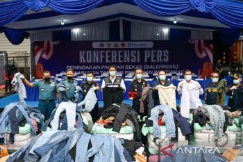 Tak diserap industri, Purbaya pilih memusnahkan balpres