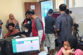 Layanan adminduk naik 100-200 persen selama SPMB