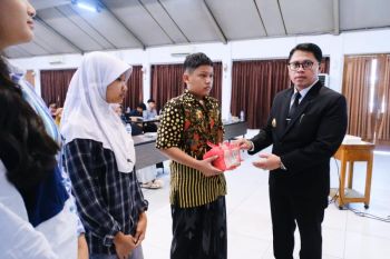 Wali Kota Magelang ajak anak PMKS semangat