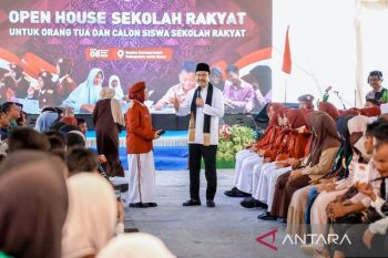 Goresan dari bilik Sekolah Rakyat jaga mimpi menuju jantung Thailand