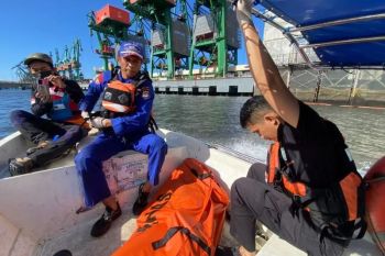 Polisi pastikan pria ditemukan meninggal di perairan labota, bukan karyawan IMIP