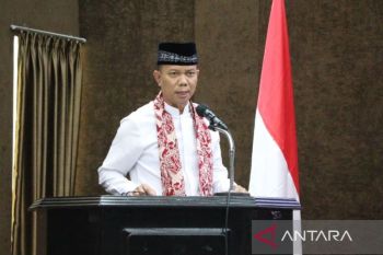 Pemkab Bekasi perkuat tata kelola BUMDes selaku penggerak ekonomi masyarakat desa.