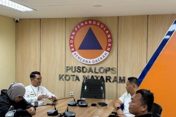 Dispar Mataram mengoptimalkan pengawasan wisata pantai saat libur sekolah