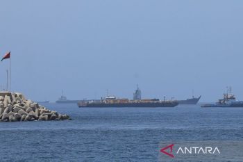 IMO tunda rencana evakuasi Hormuz setelah serangan kapal di Teluk Oman