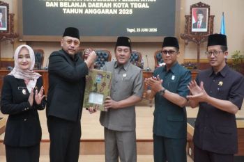 Wali Kota Tegal sampaikan raperda pertanggungjawaban pelaksanaan APBD tahun anggaran 2025