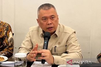 Menhub permudah investasi swasta di angkutan logistik kapal RoRo