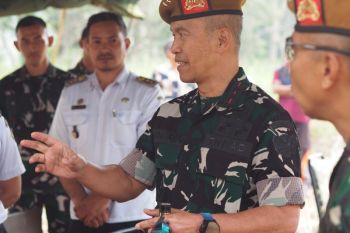 Danpussenarmed meninjau lokasi latihan tembak Yonarmed 20 di Kupang