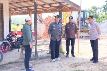 Bupati Barut instruksikan percepatan pengerjaan akses jalan menuju Desa Jamut
