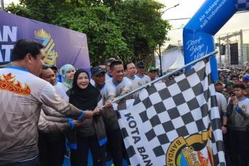 Wali Kota Bandarlampung: Jalan sehat pererat silahturahmi dengan warga