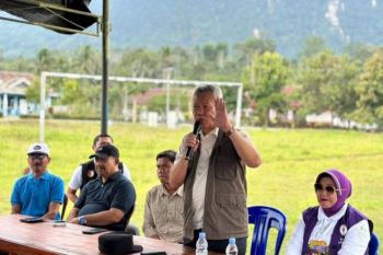 Korban gempa di Sigi terima bantuan perabotan rumah tangga