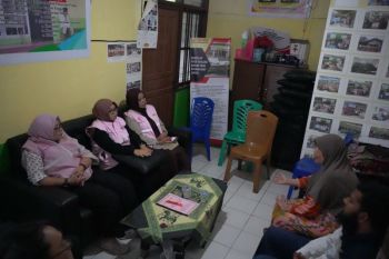 Jumat Berdampak, Kepedulian Insan PLN UP3 Payakumbuh Hadirkan Senyum dan Harapan bagi Lansia