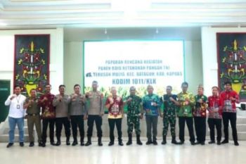 Pemkab Kapuas dukung penuh panen raya ketahanan pangan TNI di Bataguh