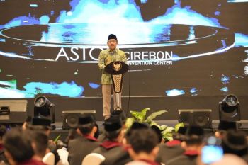 Menko PM lepas lulusan pesantren siap kuliah ke China hingga Tunisia