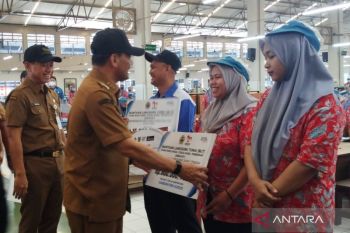 Penyaluran BLT DBHCHT Provinsi Jateng capai Rp28,9 miliar