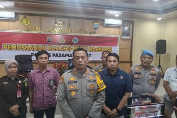 Upaya tingkatkan kinerja, Polres Pasaman Barat motivasi personel dengan penghargaan