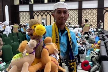 391 jamaah haji asal Soppeng dari Kloter 1 Makassar tiba di Tanah Air