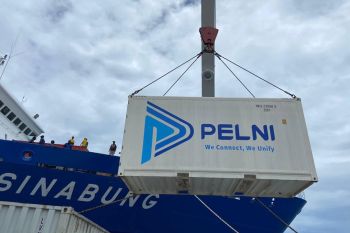 Pelni menyesuaikan tarif angkutan muatan mulai 1 Juli 2026