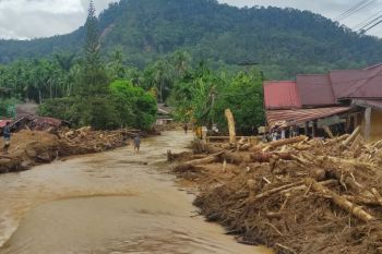Kemenhut prioritaskan rehabilitasi hulu sungai di Aceh, Sumut, Sumbar