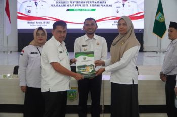 Pemkot Padang Panjang berkomitmen wujudkan birokrasi profesional dan berintegritas