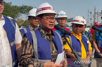 Gembok cinta akan dibuat di Jembatan Rasuna Said