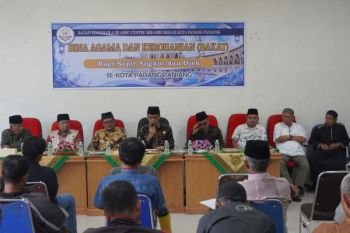 Puluhan sopir angkot dan ojek di Padang Panjang ikuti pengajian rutin