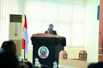 Wagub Sulsel mengajak warga Sidrap  kelola sampah dan tanam cabai