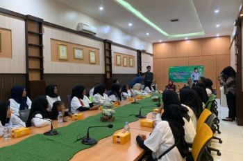 Pengusaha Pindang Cukanggenteng dibekali legalitas, pembiayaan, dan kemasan kreatif oleh PNM dan KKP
