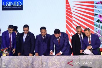 Disaksikan Presiden RI Prabowo, Pertamina--Halliburton teken MoU pemulihan lapangan migas