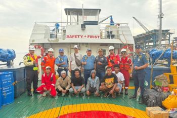 Gerak Cepat PHE WMO selamatkan ABK Sejarah Tirta Abadi yang hampir tenggelam