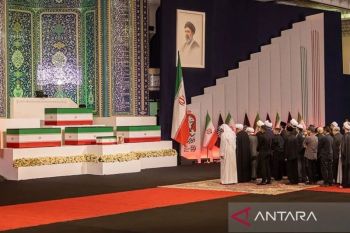 Delegasi asing tiba di Teheran untuk pemakaman Khamenei