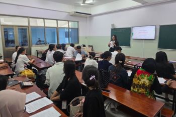 Mahasiswa FHIP UMS ikuti Sit In Class di Ton Duc Thang University Vietnam