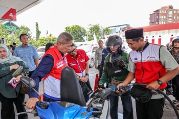 Satgas Ramadan Idul Fitri, Dewan Komisaris Pertamina pastikan layanan prima dan stok aman di Surabaya