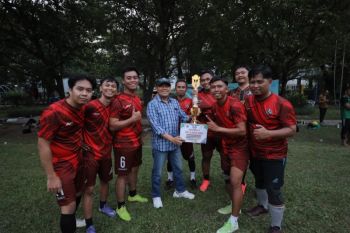 Bahagia Cup 2 pererat silaturahmi dosen dan tendik, Tim Jenderal Sudirman raih gelar juara