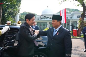 Momen Prabowo antar kepulangan PM Wong dari Istana Merdeka