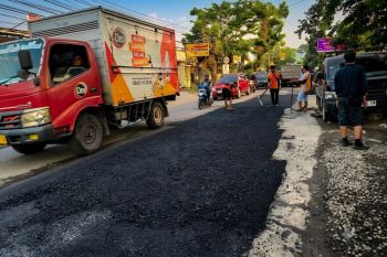 Pemkot Semarang terus perbaiki jalur Kalipancur