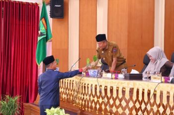 Wawako Payakumbuh nilai pandangan umum fraksi penting untuk penyempurnaan Ranperda
